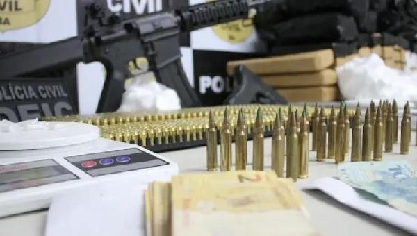 BAHIA: POLÍCIA CIVIL DESARTICULA LABORATÓRIO E APREENDE 300 KG DE DROGAS  