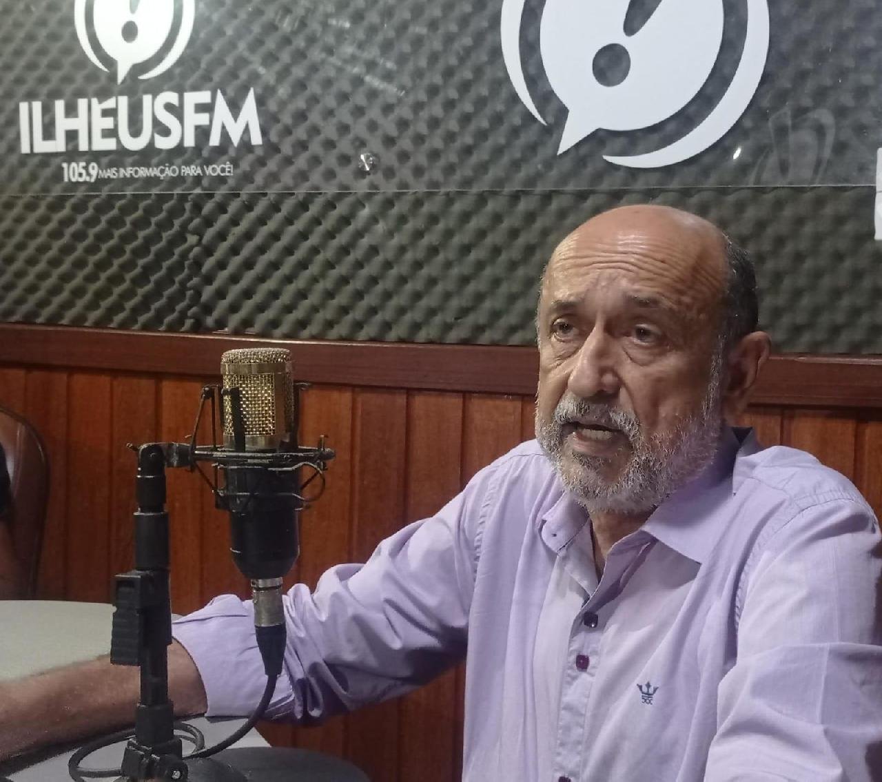 “VAMOS ENTRAR COM UMA PESSOA QUE VAI MUDAR UM POUCO DO CENÁRIO, POIS VAI SER UMA GRANDE SURPRESA PARA ILHÉUS”, DISSE JACSON SILVA SOBRE O CANDIDATO À PREFEITO PELO PARTIDO NOVO. “VAMOS ENTRAR COM UMA PESSOA QUE VAI MUDAR UM POUCO DO CENÁRIO, POIS VAI SER UMA GRANDE SURPRESA PARA ILHÉUS”, DISSE JACSON SILVA SOBRE O CANDIDATO À PREFEITO PELO PARTIDO NOVO.