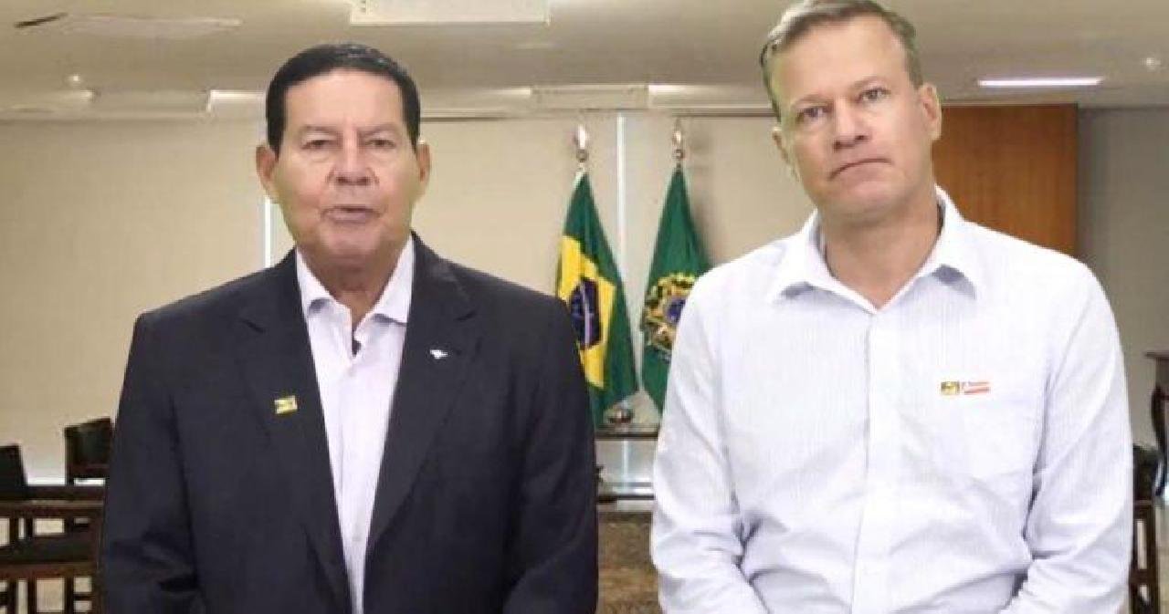VICE -PRESIDENTE MOURÃO DECLARA APOIO A JOÃO BARROS, E FALA SOBRE AVANÇO DO MAR NA ZONA NORTE DE ILHÉUS VICE -PRESIDENTE MOURÃO DECLARA APOIO A JOÃO BARROS, E FALA SOBRE AVANÇO DO MAR NA ZONA NORTE DE ILHÉUS