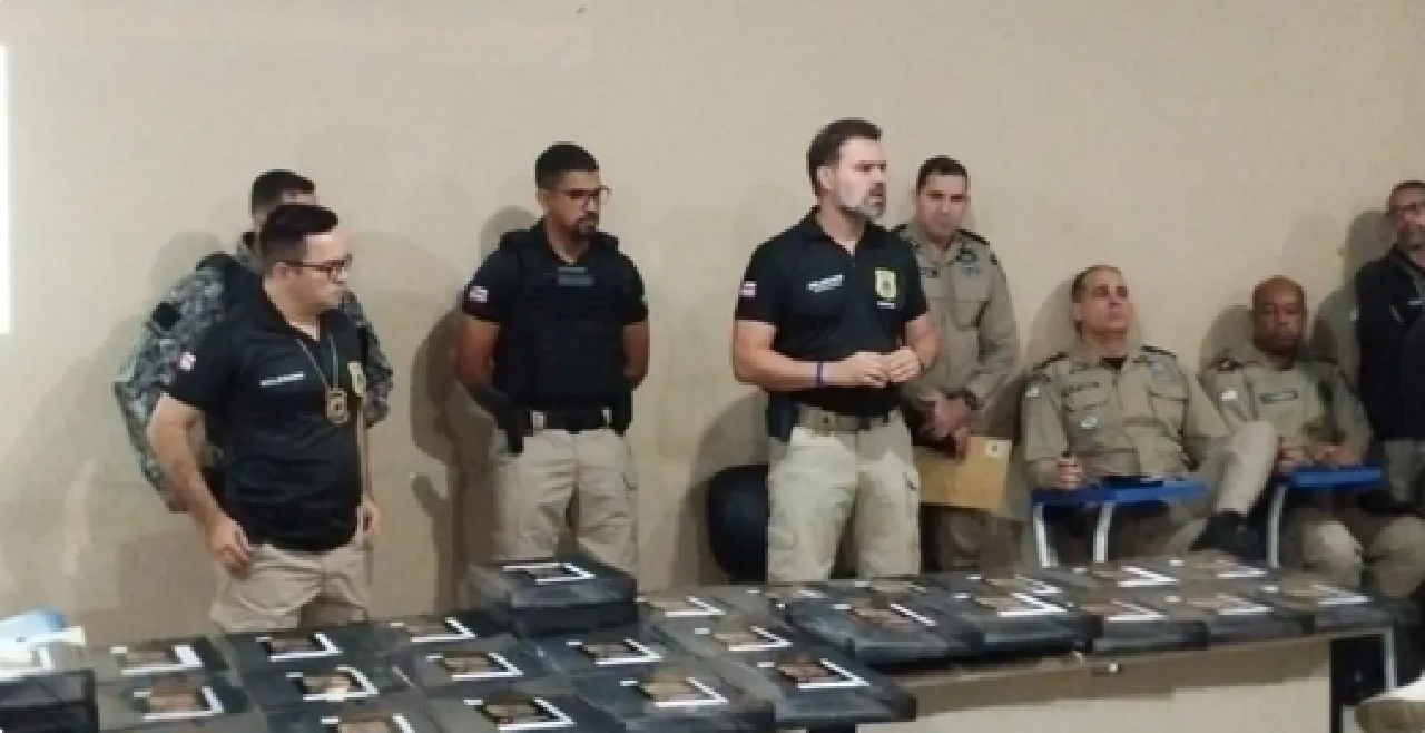 OPERAÇÃO CUMPRE 23 MANDADOS DE PRISÃO CONTRA MEMBROS DE FACÇÕES NO EXTREMO SUL BAIANO OPERAÇÃO CUMPRE 23 MANDADOS DE PRISÃO CONTRA MEMBROS DE FACÇÕES NO EXTREMO SUL BAIANO
