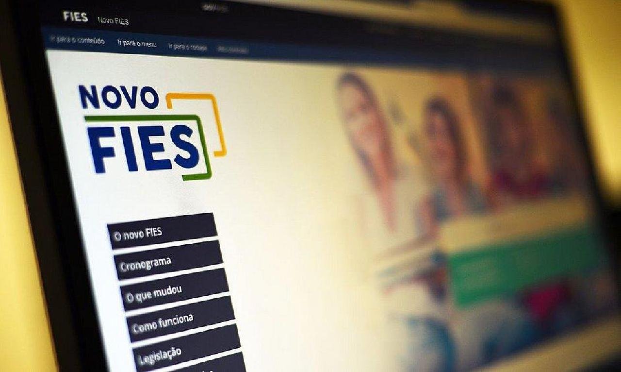 INSCRIÇÕES PARA VAGAS REMANESCENTES DO FIES ESTÃO SUSPENSAS INSCRIÇÕES PARA VAGAS REMANESCENTES DO FIES ESTÃO SUSPENSAS