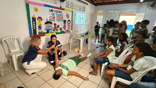 PROJETO “SAMUZINHO NA ESCOLA” LEVA APRENDIZADO SOBRE PRIMEIROS SOCORROS A ALUNOS DA ESCOLA NELSON D’OLIVEIRA