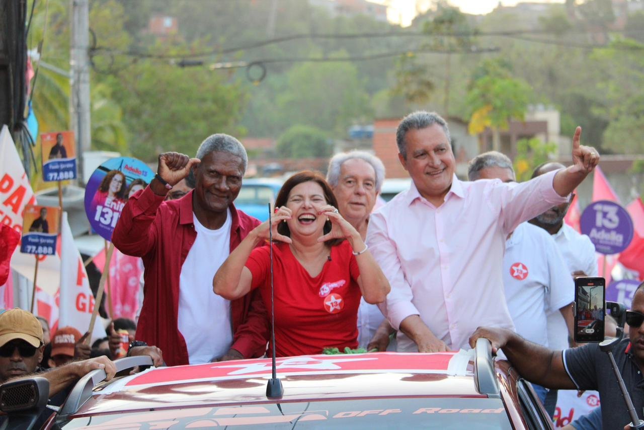 ”VIM PEDIR PARA O POVO DE ILHÉUS VOTAR NO 13, VOTAR EM ADÉLIA”, DIZ RUI, APÓS GRANDE CAMINHADA ”VIM PEDIR PARA O POVO DE ILHÉUS VOTAR NO 13, VOTAR EM ADÉLIA”, DIZ RUI, APÓS GRANDE CAMINHADA