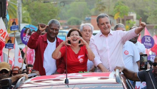 ”VIM PEDIR PARA O POVO DE ILHÉUS VOTAR NO 13, VOTAR EM ADÉLIA”, DIZ RUI, APÓS GRANDE CAMINHADA