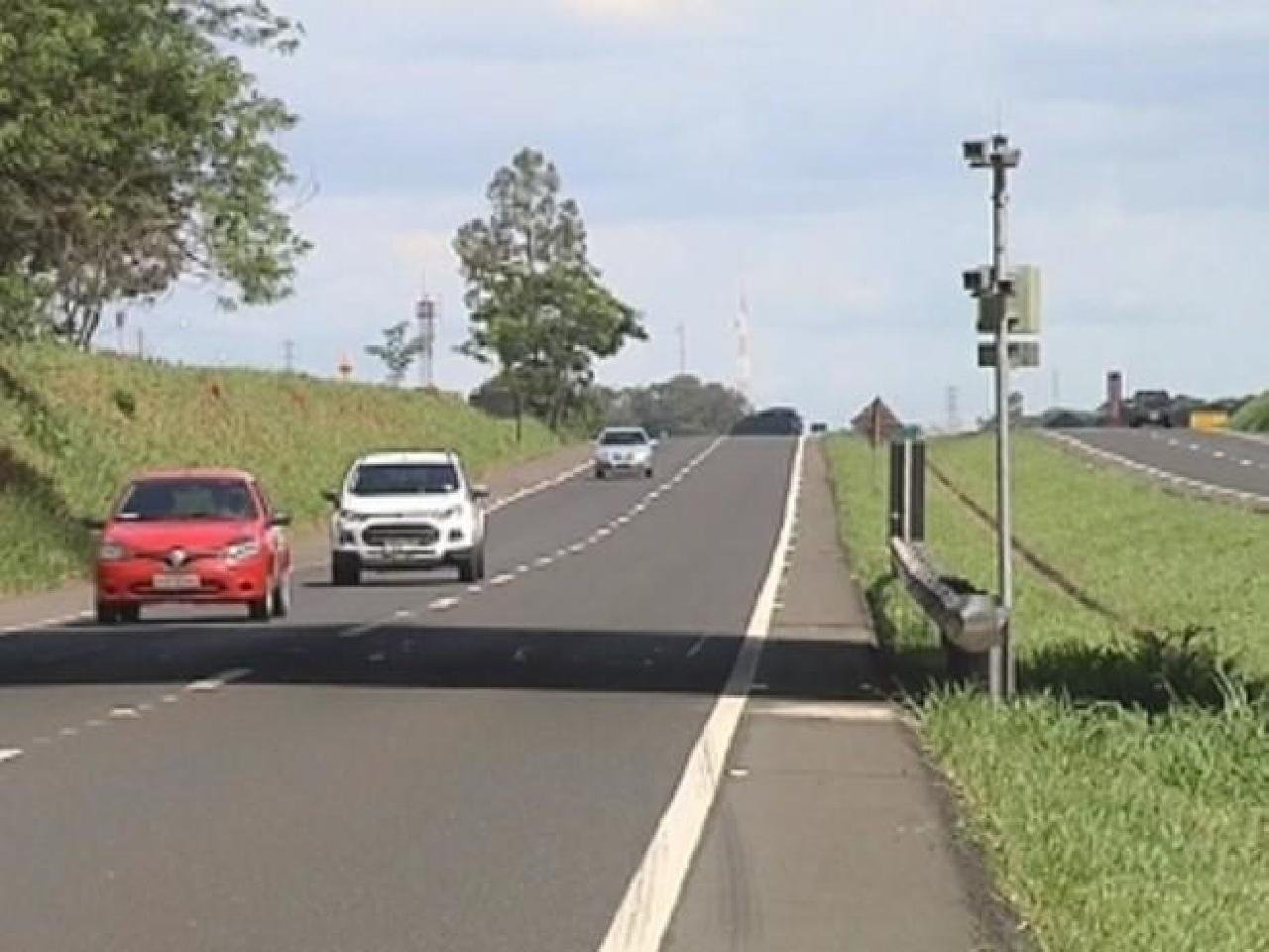 GOVERNO VAI INSTALAR 1 MIL RADARES EM RODOVIAS FEDERAIS, DIZ MINISTRO