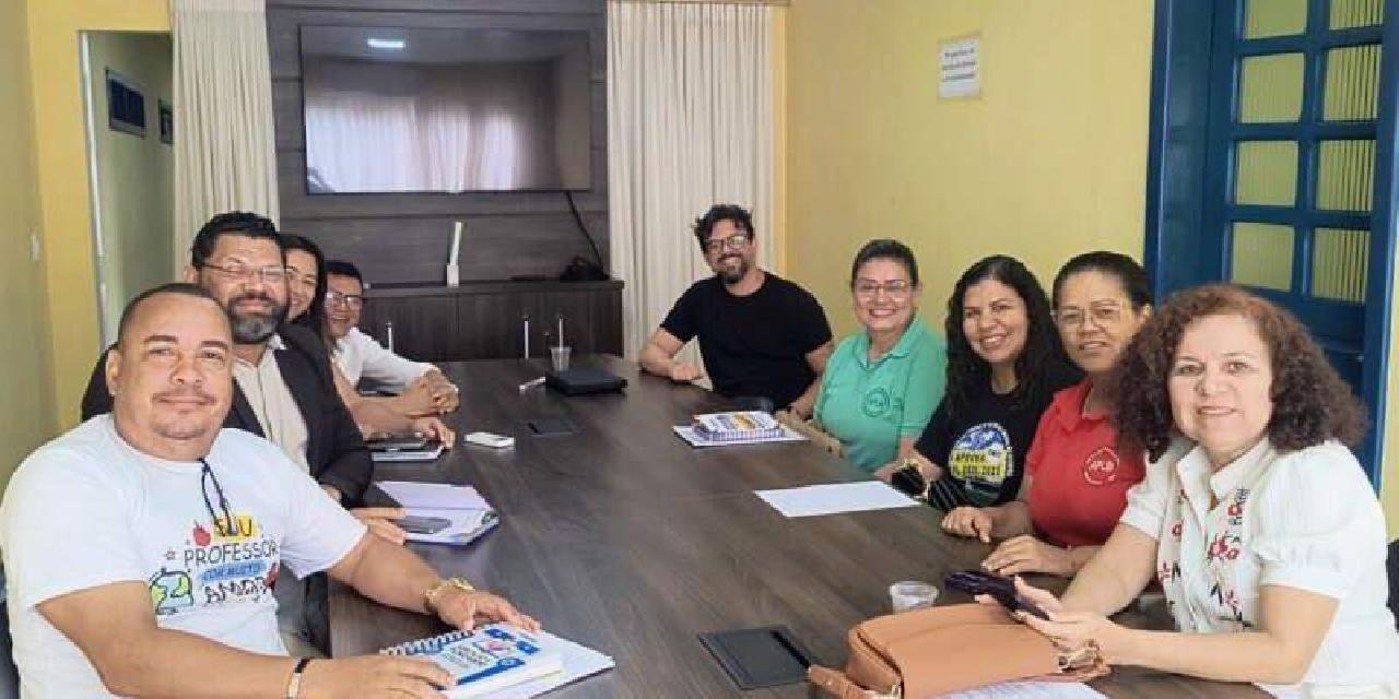 APPI/APLB E PREFEITURA DE URUÇUCA DISCUTEM ATUALIZAÇÃO DOS PLANOS DE CARREIRA DA EDUCAÇÃO