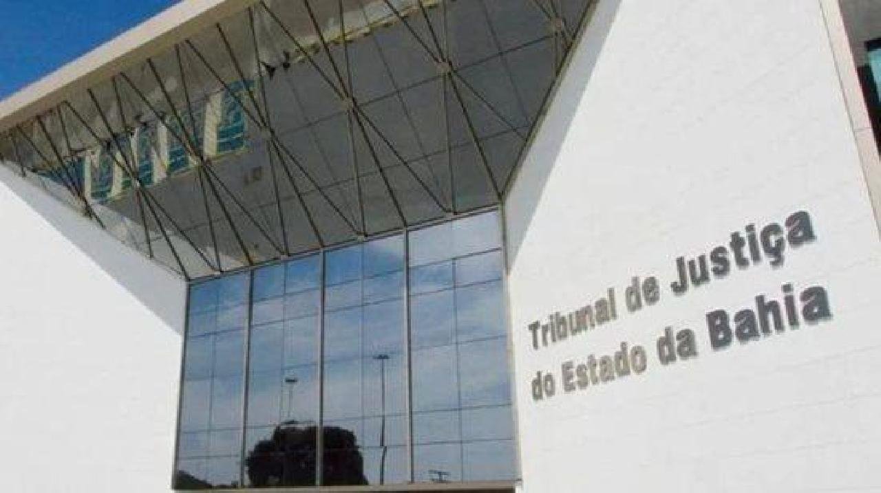 ENVOLVIDO EM POLÊMICAS E INVESTIGAÇÕES, TJ-BA ASSINA PORTARIA DETERMINANDO QUE JUÍZES E DESEMBARGADORES SEJAM CHAMADOS DE "EXCELÊNCIA" ENVOLVIDO EM POLÊMICAS E INVESTIGAÇÕES, TJ-BA ASSINA PORTARIA DETERMINANDO QUE JUÍZES E DESEMBARGADORES SEJAM CHAMADOS DE "EXCELÊNCIA"