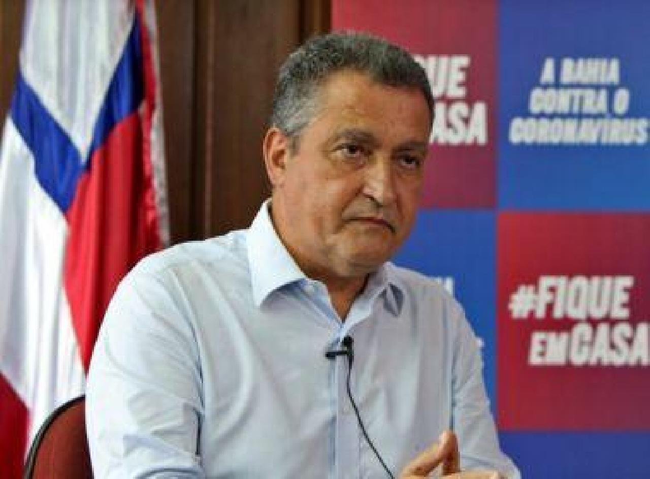 RUI DIZ QUE NÃO TEM PRAZO DE RETORNO ÀS AULAS RUI DIZ QUE NÃO TEM PRAZO DE RETORNO ÀS AULAS