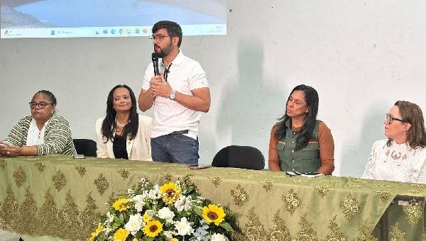 1º SEMINÁRIO DE SAÚDE DO TRABALHADOR E SAÚDE MENTAL É REALIZADO EM ILHÉUS