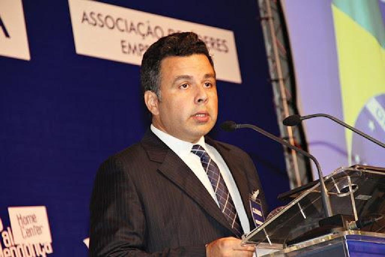 GRUPO CHAVES ANUNCIA CONSTRUÇÃO DE SHOPPING CENTER EM ILHÉUS GRUPO CHAVES ANUNCIA CONSTRUÇÃO DE SHOPPING CENTER EM ILHÉUS