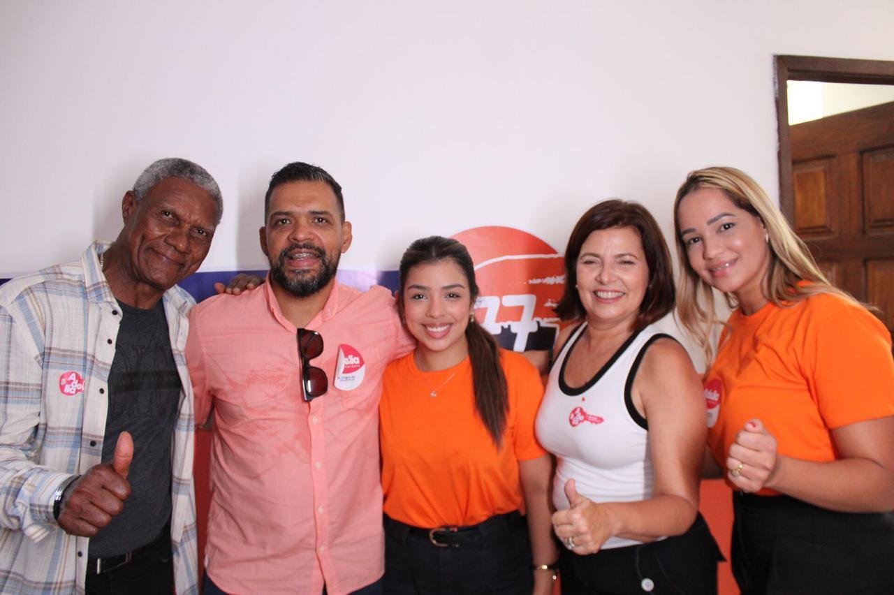 ADÉLIA PINHEIRO CELEBRA UNIÃO COM O SOLIDARIEDADE EM CONVENÇÃO DO PARTIDO EM ILHÉUS ADÉLIA PINHEIRO CELEBRA UNIÃO COM O SOLIDARIEDADE EM CONVENÇÃO DO PARTIDO EM ILHÉUS