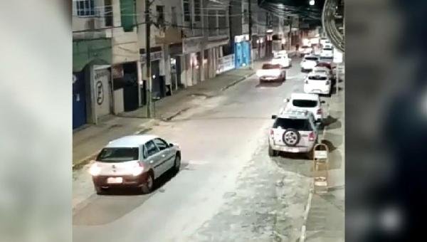 CAMACAN: POLÍCIA MILITAR ACABA COM CARREATA DE COMEMORAÇÃO FLAMENGUISTA