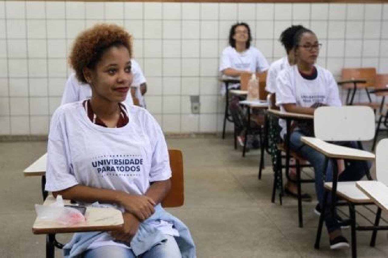 PRORROGADO O PRAZO DE INSCRIÇÕES PARA O PROGRAMA UNIVERSIDADE PARA TODOS PRORROGADO O PRAZO DE INSCRIÇÕES PARA O PROGRAMA UNIVERSIDADE PARA TODOS