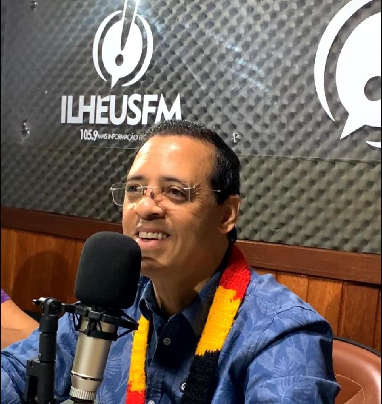 "A POPULAÇÃO PRECISA TER VIDA ALÉM DO TRABALHO", DIZ HILTON COELHO AO DEFENDER TARIFA ZERO NO TRANSPORTE DE ILHÉUS