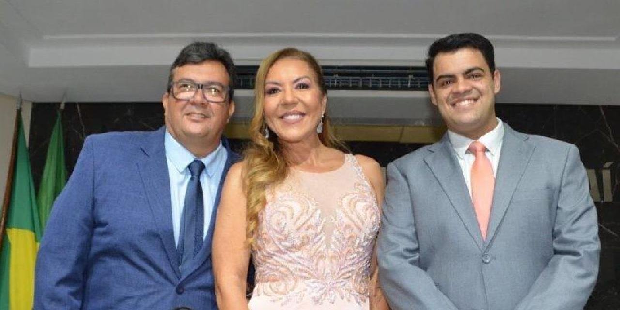 CÂMARA DE IBICARAÍ AFASTA PREFEITA E VICE DEVE TOMAR POSSE NESTA QUINTA-FEIRA (17) CÂMARA DE IBICARAÍ AFASTA PREFEITA E VICE DEVE TOMAR POSSE NESTA QUINTA-FEIRA (17)