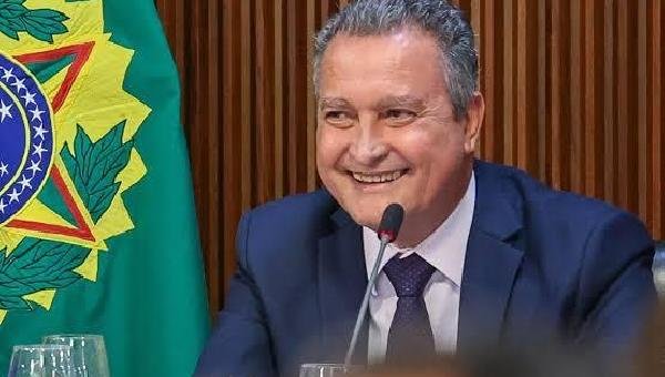 RUI COSTA SURGE NA FRENTE E LIDERA DISPUTA PELO SENADO NA BAHIA
