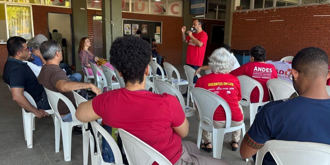 PROFESSORES DA UESC REALIZAM PARALISAÇÃO NA PRÓXIMA QUARTA-FEIRA (20)
