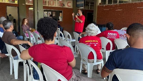 PROFESSORES DA UESC REALIZAM PARALISAÇÃO NA PRÓXIMA QUARTA-FEIRA (20)