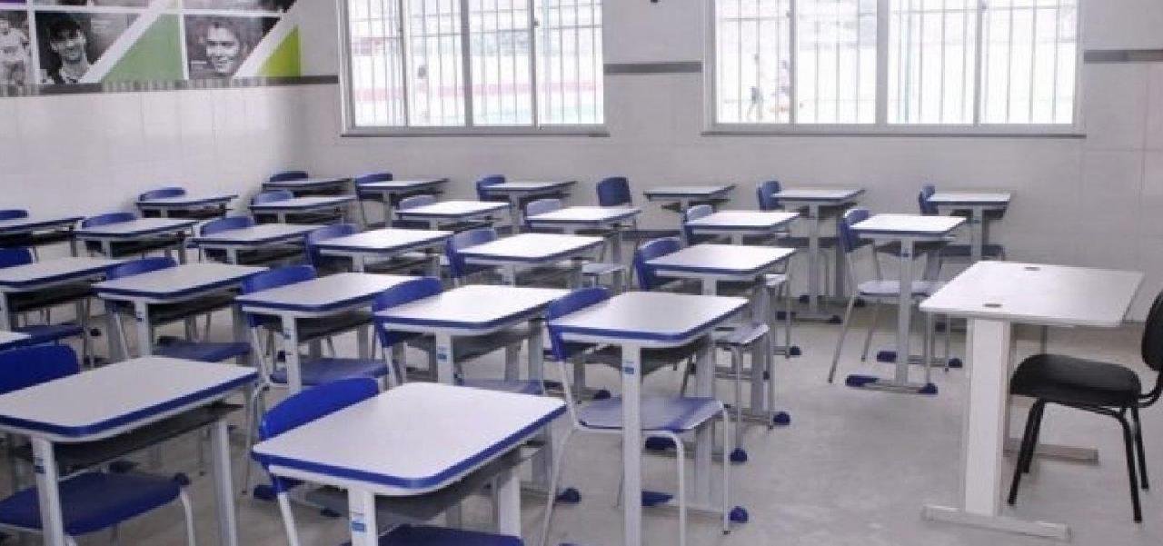 UNESCO PEDE QUE PROFESSORES SEJAM PRIORIZADOS NA VACINAÇÃO CONTRA A COVID-19 UNESCO PEDE QUE PROFESSORES SEJAM PRIORIZADOS NA VACINAÇÃO CONTRA A COVID-19