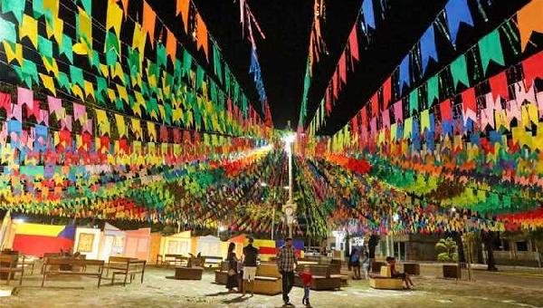 VILA CULTURAL JUNINA ABRE FESTEJOS EM COMEMORAÇÃO AOS 488 ANOS DA CIDADE