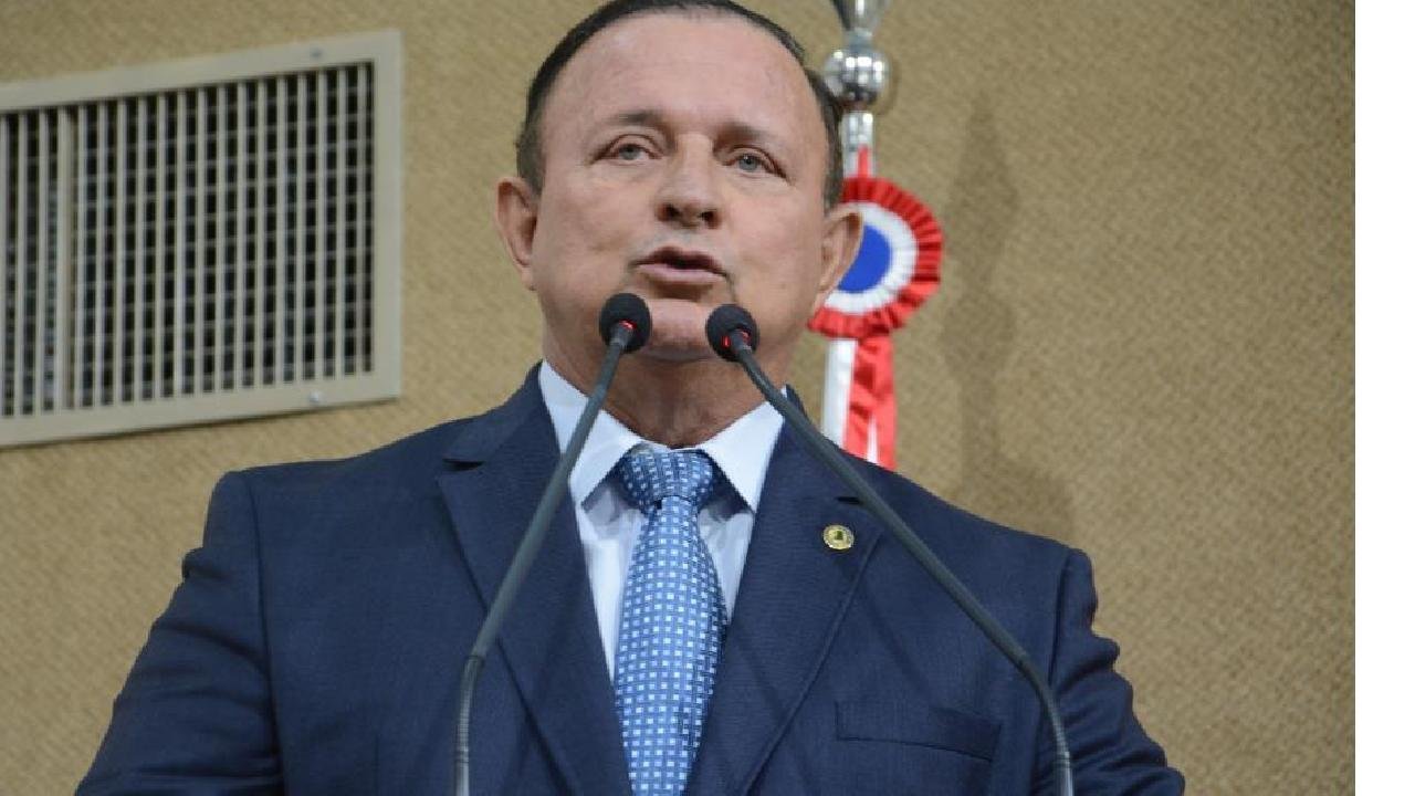 PRESIDENTE ADOLFO MENEZES ATENDE PROCURADORIA DA AL-BA E ARQUIVA CPI DO MST PRESIDENTE ADOLFO MENEZES ATENDE PROCURADORIA DA AL-BA E ARQUIVA CPI DO MST