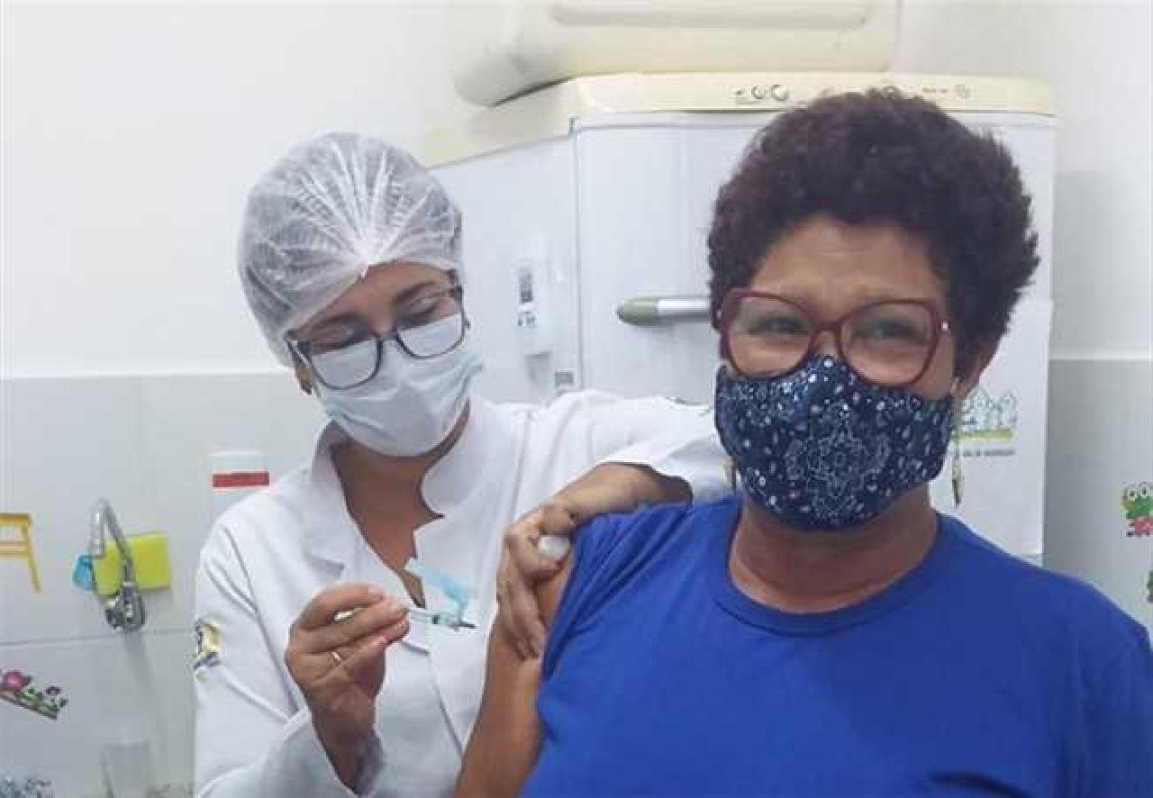 ILHÉUS ESTÁ VACINANDO PESSOAS COM COMORBIDADE ACIMA DE 18 ANOS ILHÉUS ESTÁ VACINANDO PESSOAS COM COMORBIDADE ACIMA DE 18 ANOS