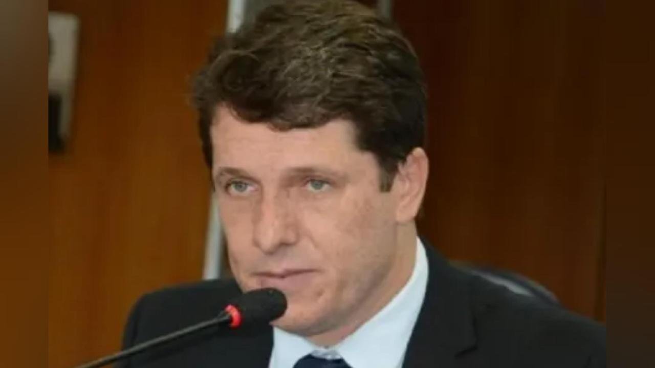 ZÉ COCÁ ENCAMINHA PROJETO PARA TERCEIRIZAR SÃO JOÃO DE JEQUIÉ ZÉ COCÁ ENCAMINHA PROJETO PARA TERCEIRIZAR SÃO JOÃO DE JEQUIÉ