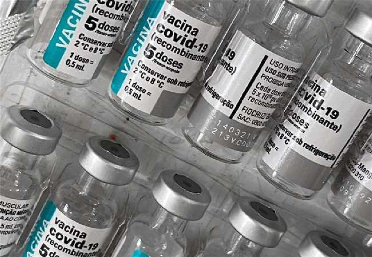 COVID-19: APLICAÇÃO DA 1 DOSE ESTÁ SUSPENSA POR FALTA DO IMUNIZANTE ENVIADO PELO MINISTÉRIO DA SAÚDE COVID-19: APLICAÇÃO DA 1 DOSE ESTÁ SUSPENSA POR FALTA DO IMUNIZANTE ENVIADO PELO MINISTÉRIO DA SAÚDE