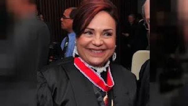 TJ-BA APOSENTA COM SALÁRIO DE R$ 39 MIL DESEMBARGADORA ACUSADA DE CORRUPÇÃO 