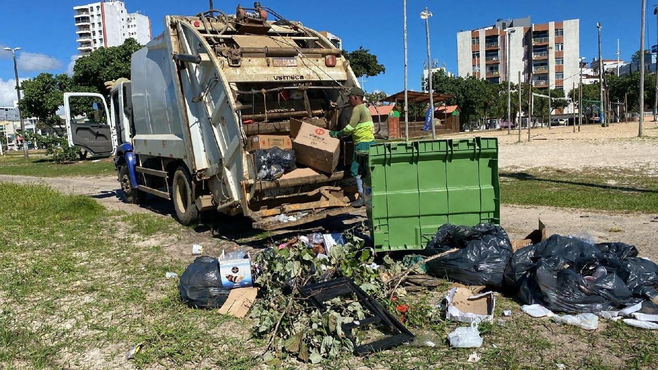 ILHÉUS TEM COLETA DE LIXO NORMALIZADA NESTA TERÇA-FEIRA 