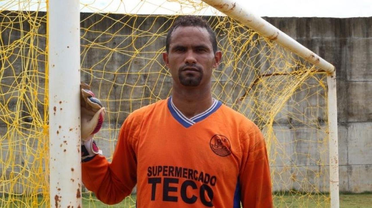 FLUMINENSE DE FEIRA DESISTE DE NEGOCIAR CONTRATAÇÃO DO GOLEIRO BRUNO