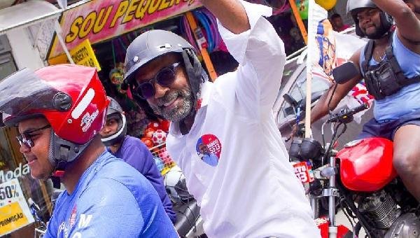 CAMPANHA DE BEBETO CHEGA A QUASE 130 CIDADES E GANHA FORÇA EM DIFERENTES REGIÕES DA BAHIA 