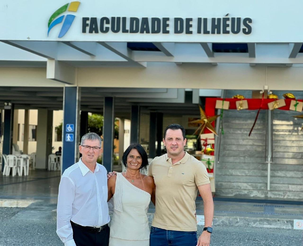 FACULDADES DE ILHÉUS E MADRE THAÍS ULTRAPASSAM 9,5 MIL ATENDIMENTOS GRATUITOS À POPULAÇÃO EM 2025