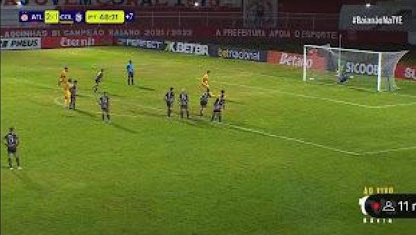 POLÊMICA NA ARBITRAGEM MARCA EMPATE ENTRE COLO COLO E  ATLÉTICO DE ALAGOINHAS 