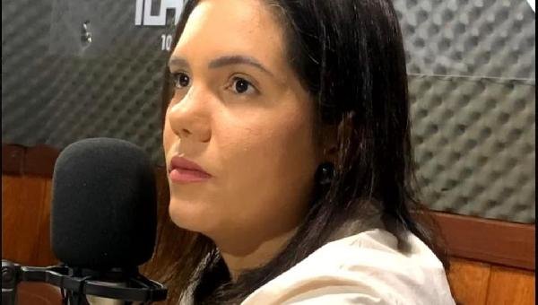 “NÃO HOUVE NEGLIGÊNCIA DA SECRETARIA DE EDUCAÇÃO”, AFIRMA EVANI CAVALCANTE SOBRE MERENDA ESCOLAR EM ILHÉUS