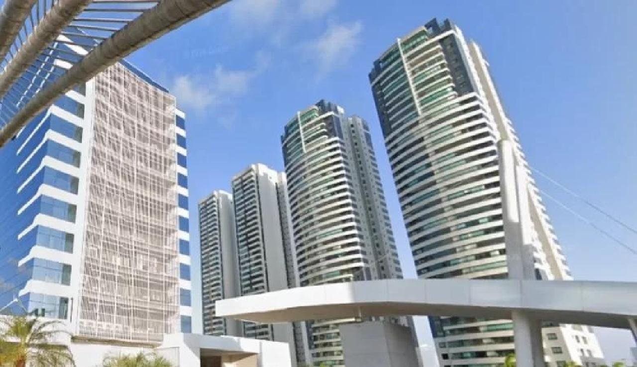 PF REALIZA OPERAÇÃO EM CONDOMÍNIO DE LUXO EM SALVADOR E APURA DESVIOS DE RECURSOS DA SAÚDE PF REALIZA OPERAÇÃO EM CONDOMÍNIO DE LUXO EM SALVADOR E APURA DESVIOS DE RECURSOS DA SAÚDE