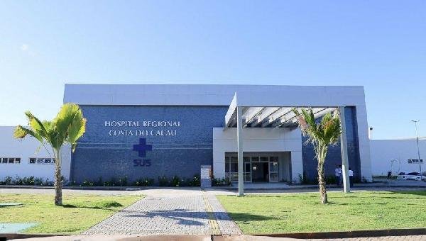 EM COMUNICADO, HOSPITAL COSTA DO CACAU DIZ QUE NÃO COBRA POR PROCEDIMENTOS