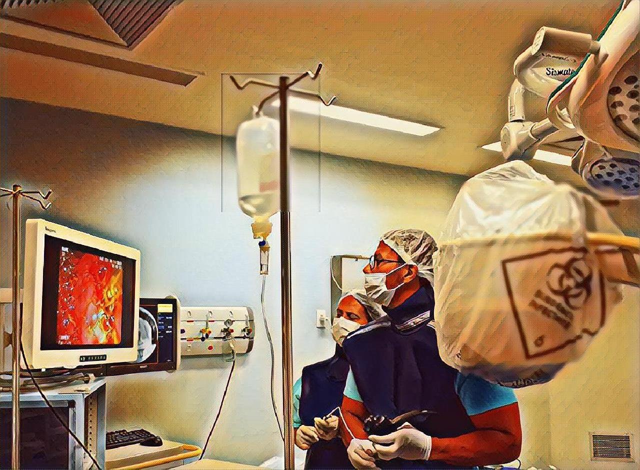 HRCC REALIZA PROCEDIMENTO INÉDITO DE ALTA COMPLEXIDADE PELO SUS HRCC REALIZA PROCEDIMENTO INÉDITO DE ALTA COMPLEXIDADE PELO SUS