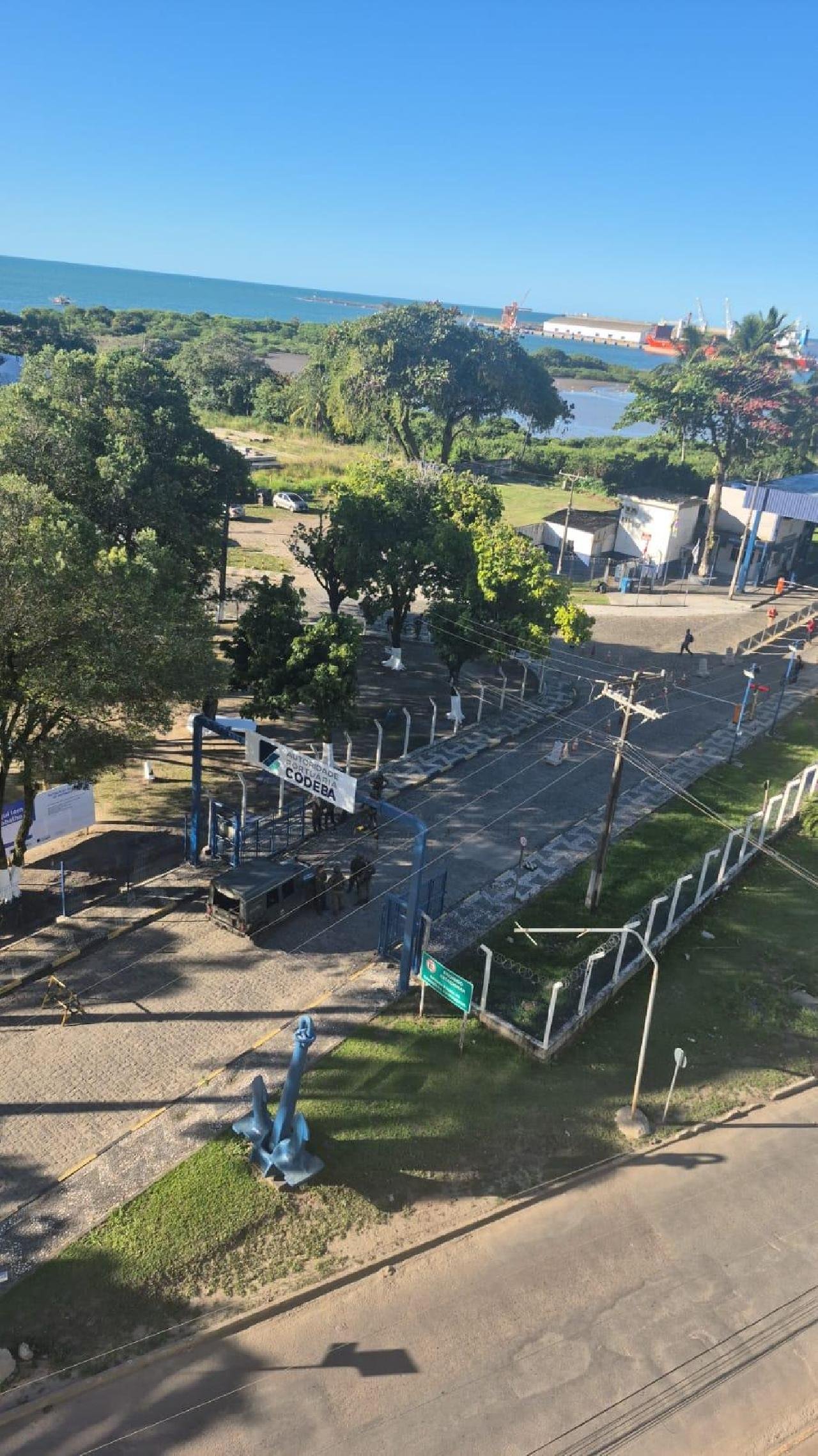 EXÉRCITO REFORÇA SEGURANÇA NO PORTO DE ILHÉUS DURANTE EXERCÍCIO MILITAR