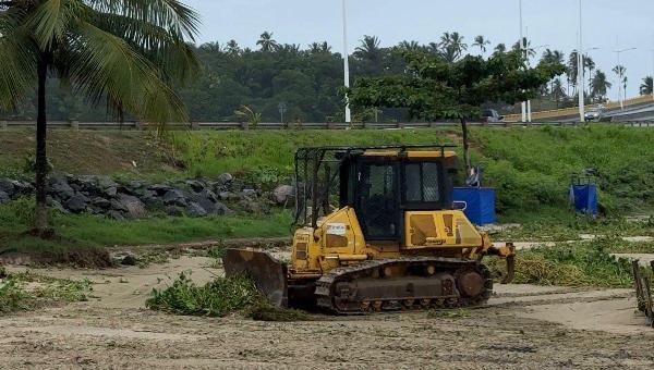 BARONESAS SÃO REMOVIDAS DA BAÍA DO PONTAL E DO RIO CACHOEIRA EM ILHÉUS