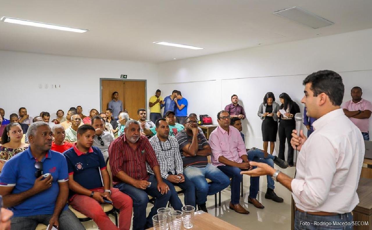 PROGRAMA LUZ PARA OS ALTOS VISA REQUALIFICAR ILUMINAÇÃO PÚBLICA NOS MORROS DE ILHÉUS PROGRAMA LUZ PARA OS ALTOS VISA REQUALIFICAR ILUMINAÇÃO PÚBLICA NOS MORROS DE ILHÉUS
