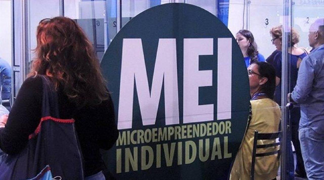SEGURO-DESEMPREGO É NEGADO A QUEM TEM MEI OU EMPRESA COM CNPJ ATIVO SEGURO-DESEMPREGO É NEGADO A QUEM TEM MEI OU EMPRESA COM CNPJ ATIVO