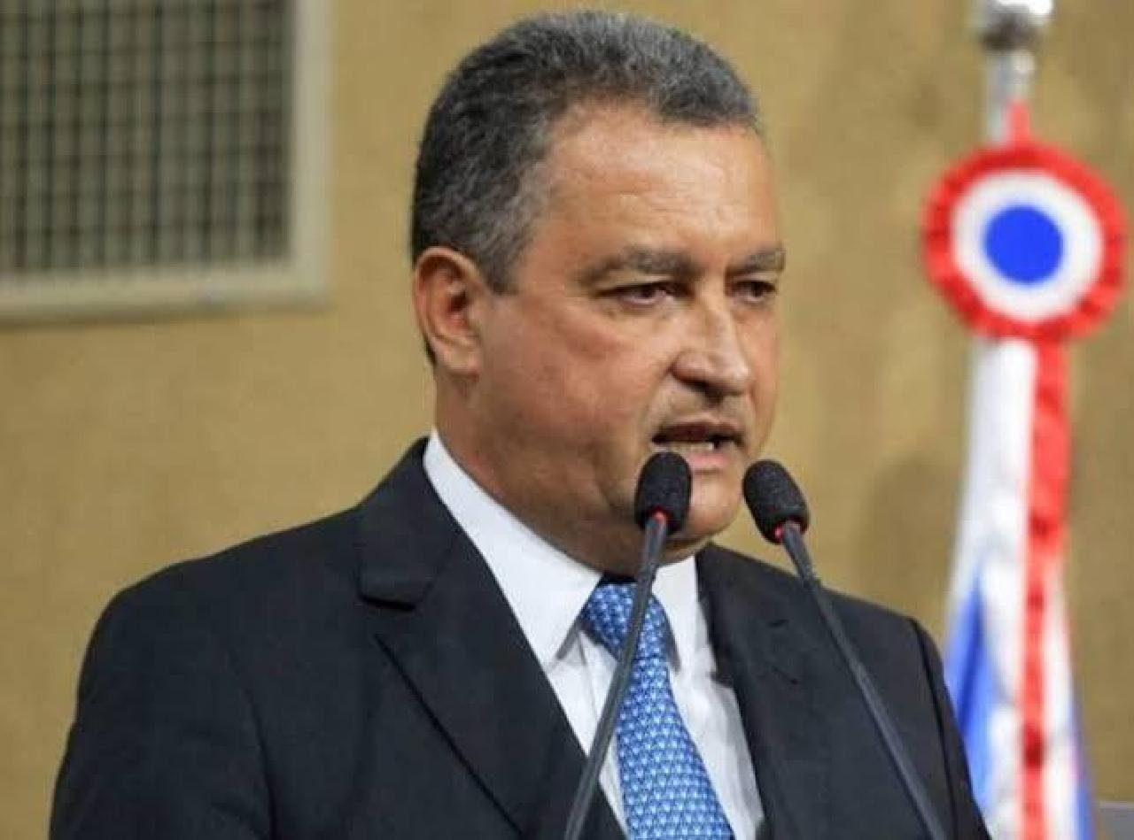 BAHIA: QUEM DESCUMPRIR TOQUE DE RECOLHER SERÁ INDICIADO CRIMINALMENTE BAHIA: QUEM DESCUMPRIR TOQUE DE RECOLHER SERÁ INDICIADO CRIMINALMENTE