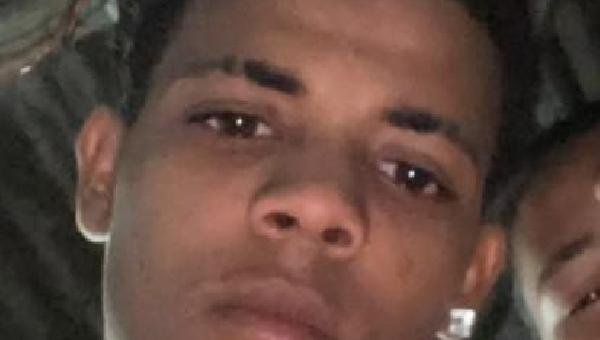 ADOLESCENTE DE 16 ANOS É MORTO A TIROS EM ESCADARIA DE ILHÉUS