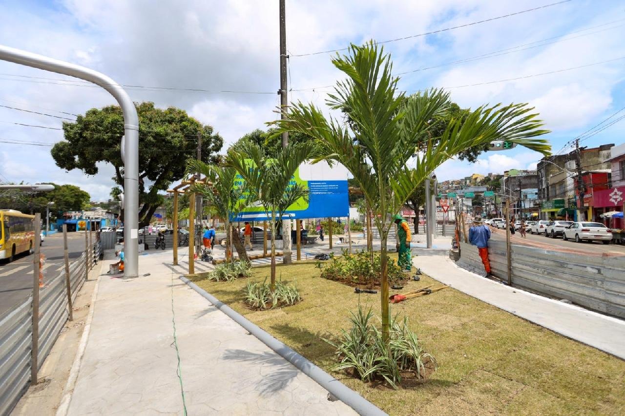 ILHÉUS : CANTEIRO CENTRAL DA PRAÇA CAIRU SERÁ ENTREGUE REQUALIFICADO NESTA SEXTA-FEIRA (25)