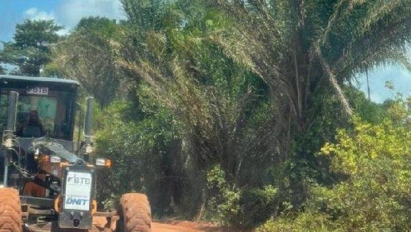 APÓS CHUVAS, DNIT RETORNA COM MANUTENÇÃO DA BR-030 NA PENÍNSULA DE MARAÚ