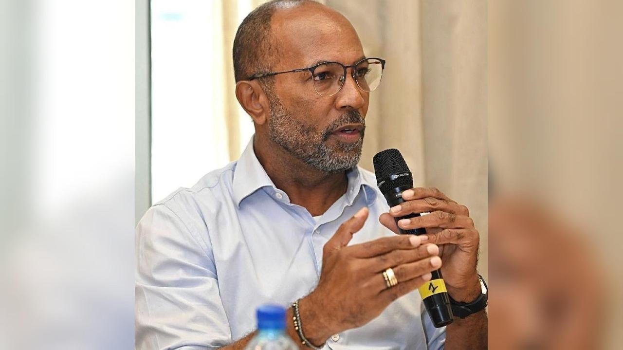 BEBETO DESTACA URGÊNCIA NA REALIZAÇÃO DE CONCURSOS PÚBLICOS EM ILHÉUS BEBETO DESTACA URGÊNCIA NA REALIZAÇÃO DE CONCURSOS PÚBLICOS EM ILHÉUS