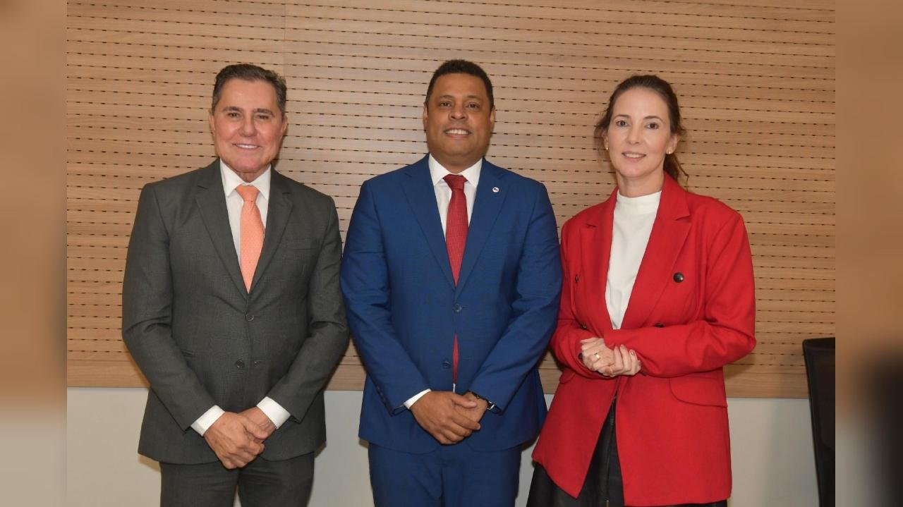 OAB ILHÉUS APRESENTA DEMANDAS REGIONAIS EM REUNIÃO COM A PRESIDÊNCIA DO TJBA