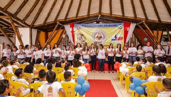 PROGRAMA EDUCACIONAL DE RESISTÊNCIA ÀS DROGAS (PROERD), FORMOU MAIS 350 ALUNOS EM ILHÉUS.