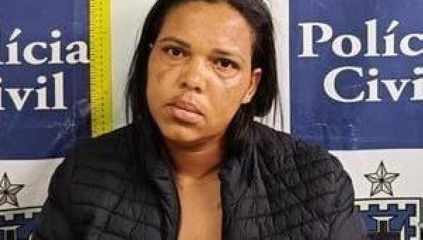 MULHER APONTADA COMO CHEFE DO TRÁFICO DE DROGAS É PRESA POR SUSPEITA DE HOMICÍDIO EM CANAVIEIRAS